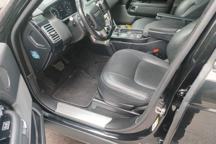 Used Land Rover Range Vogue 2018 3.0 Gasoline HSE U.S.-Spec Executive Edition Left Front Seat