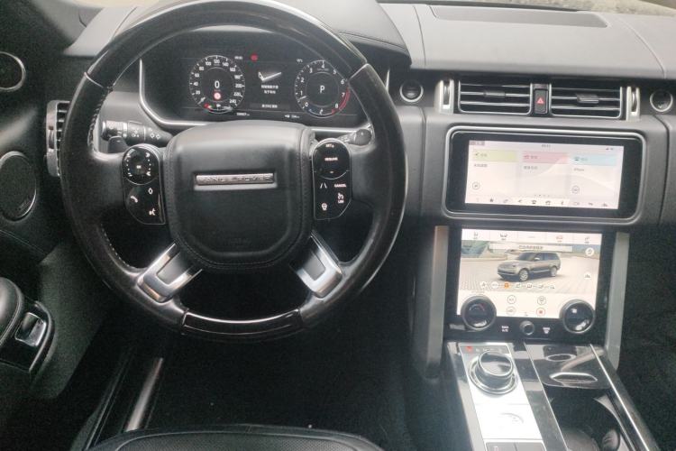 Used Land Rover Range Vogue 2018 3.0 Gasoline HSE U.S.-Spec Executive Edition Steering Wheel
