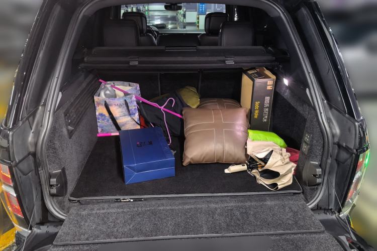 Used Land Rover Range Vogue  Trunk
