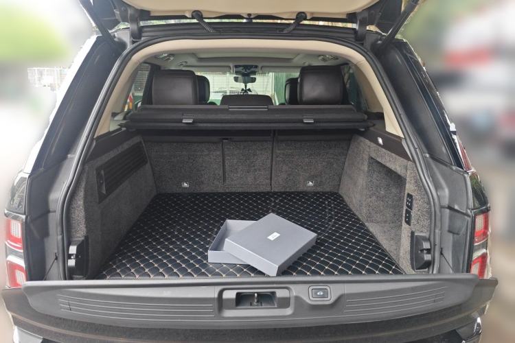 Used Land Rover Range Vogue  Trunk