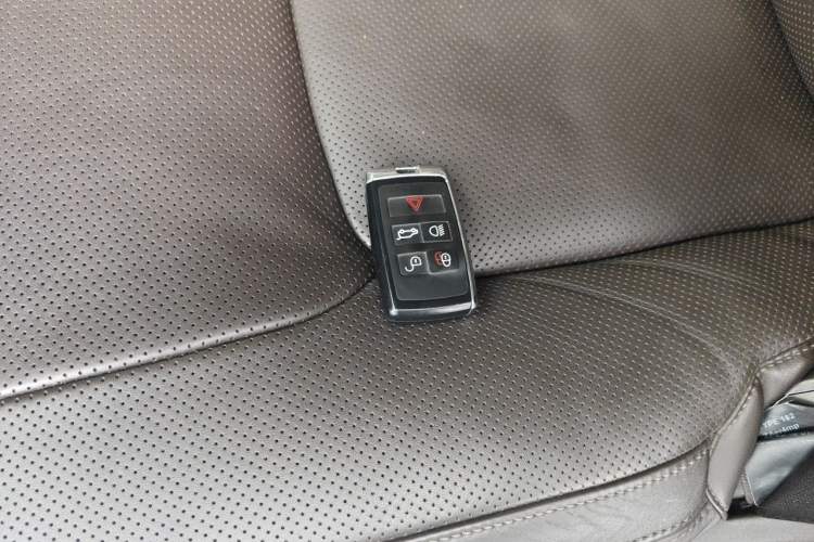 Used Land Rover Range Vogue  Vehicle Key