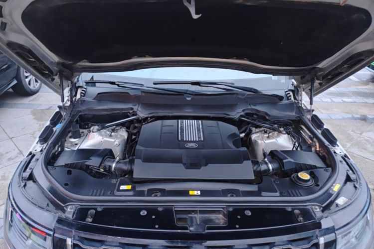 Used Land Rover Range Vogue  Engine Bay