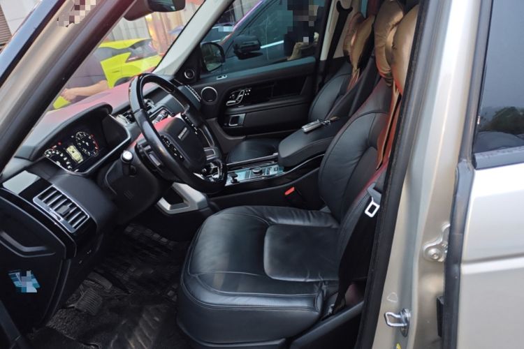 Used Land Rover Range Vogue  Left Front Seat