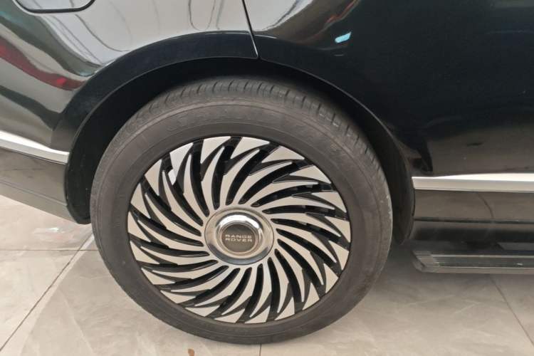 Used Land Rover Range Vogue 2019 3.0T Gasoline HSE U.S. Specification Right Rear Wheel Hub