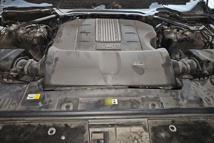Used Land Rover Range Vogue 2019 3.0T Gasoline HSE – Middle East Engine Bay