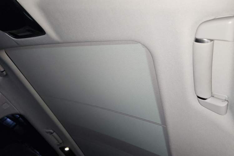 Used Land Rover Range Vogue 2019 3.0T Gasoline HSE – Middle East Headliner