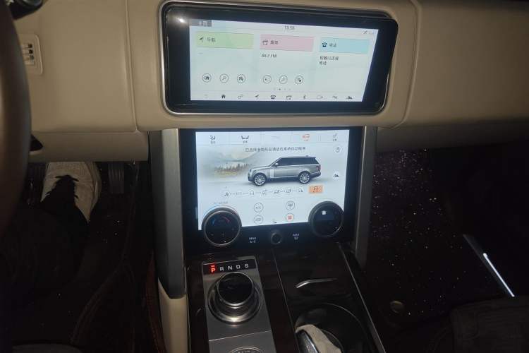 Used Land Rover Range Vogue  Audio And AC Panel