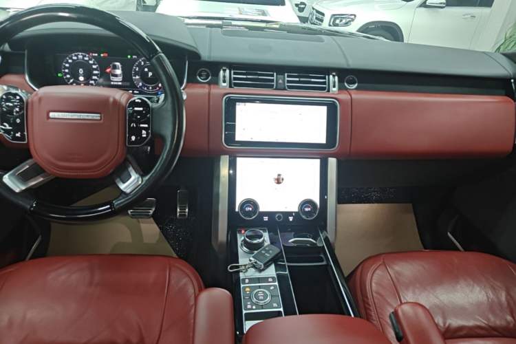 Used Land Rover Range Vogue 2020 3.0T P360 Gasoline HSE Middle East Version Audio And AC Panel
