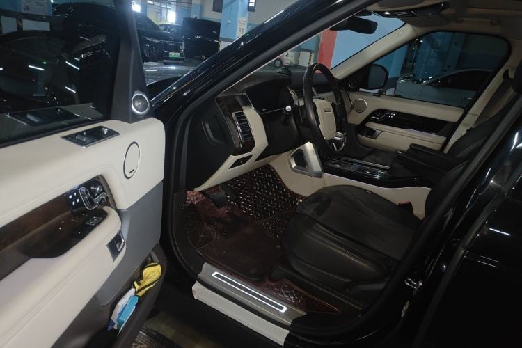 Used Land Rover Range Vogue  Driver Seat