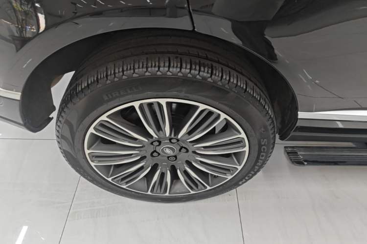 Used Land Rover Range Vogue 2020 3.0T P360 Gasoline HSE Middle East Version Right Rear Wheel Hub