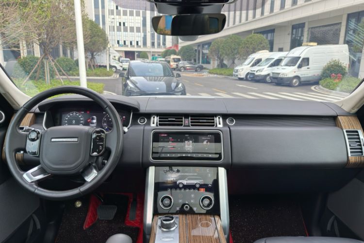 Used Land Rover Range Vogue 2021 3.0T P360 Gasoline HSE Middle East Version Interior 1