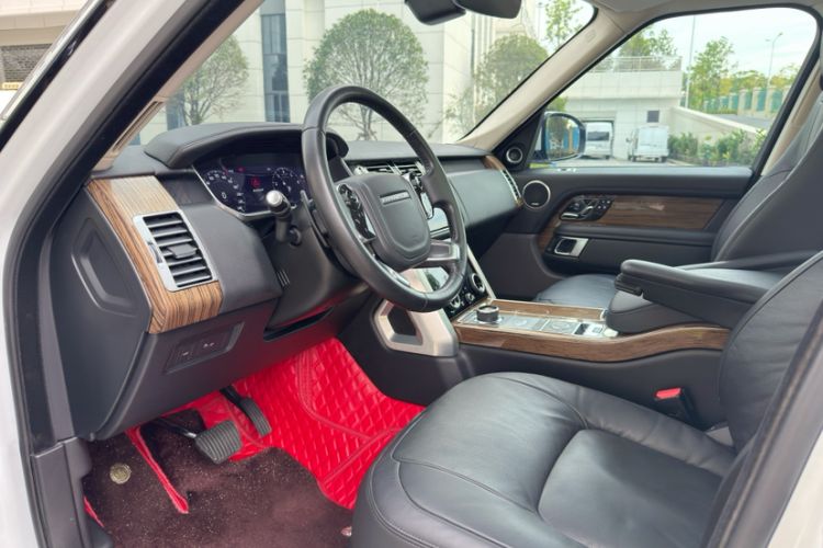 Used Land Rover Range Vogue 2021 3.0T P360 Gasoline HSE Middle East Version Interior 5