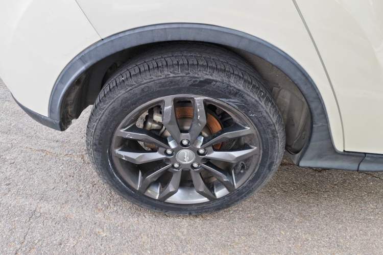 Used Land X2 2017 1.6L Automatic Jingrui Edition Right Rear Wheel Hub