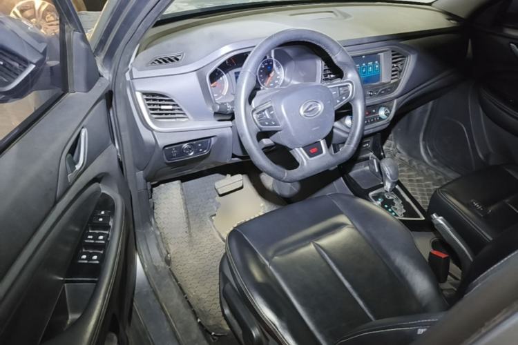 Used Land X2 2017 1.6L Automatic Platinum Edition Driver Seat