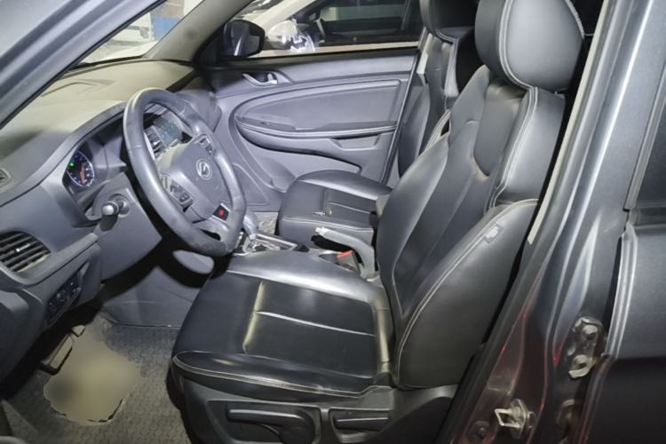Used Land X2 2017 1.6L Automatic Platinum Edition Left Front Seat