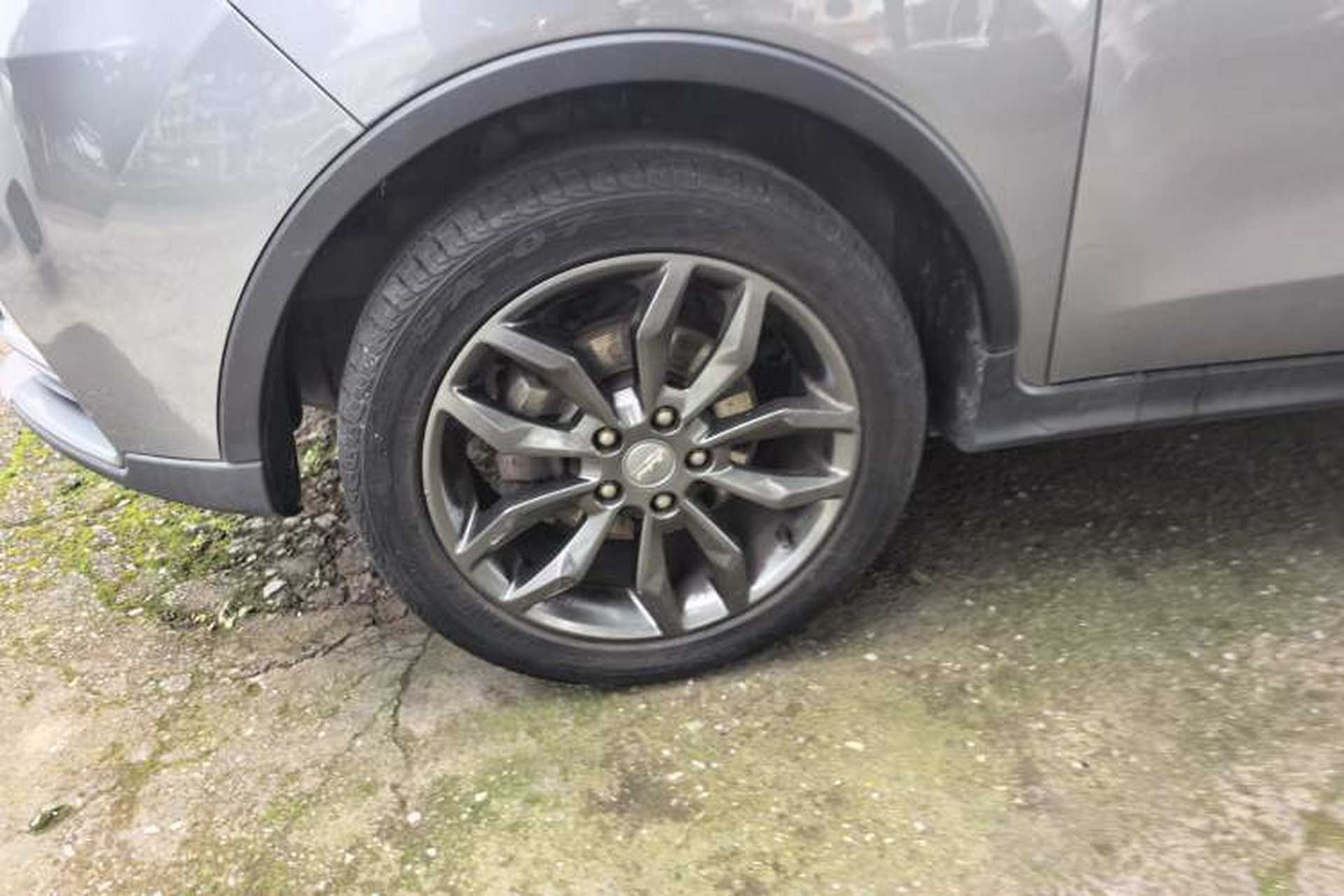 Used Land X2 2017 1.6L Automatic Jingrui Edition Left Front Wheel Hub