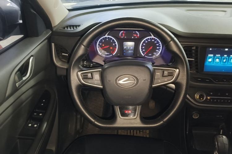 Used Land X2 2017 1.6L Automatic Platinum Edition Steering Wheel
