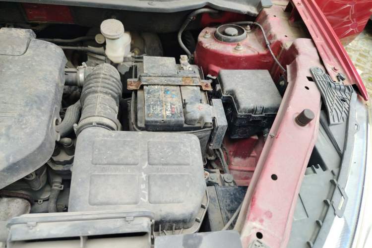 Used Land X2 2017 1.6L Automatic Platinum Edition Engine Bay Left