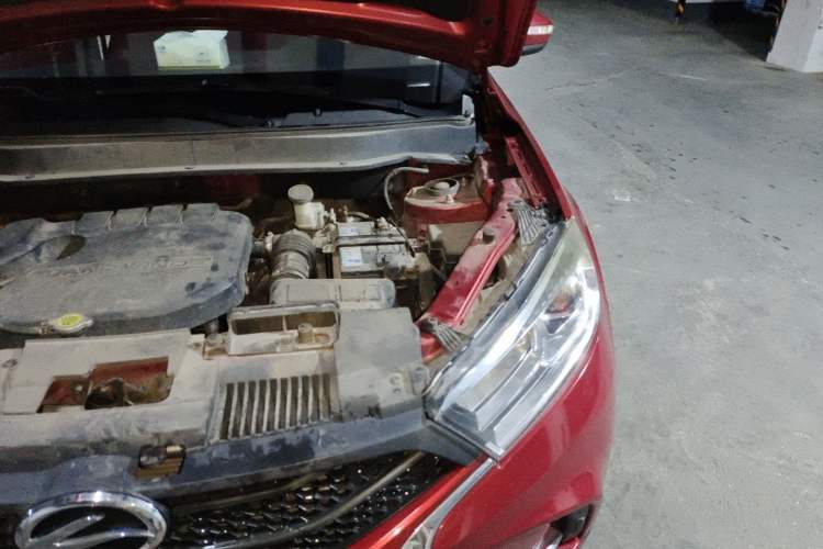Used Land X2 2017 1.6L Manual Jingrui Edition Engine Bay Left