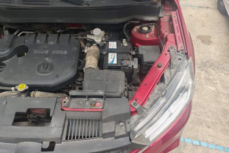Used Land X2 2017 1.6L Automatic Jingrui Edition Engine Bay Left