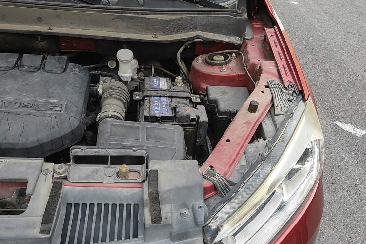 Used Land X2 2017 1.6L Manual Sharp Edition Engine Bay Left