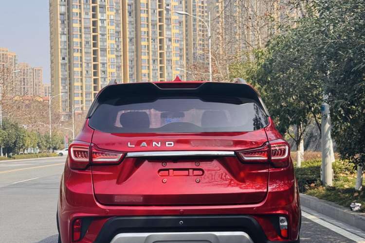 Used Land X2 2017 1.6L Automatic Jingrui Edition Exterior 4