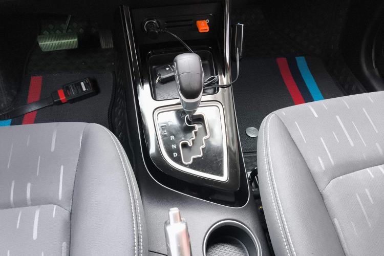 Used Land X2 2017 1.6L Automatic Jingrui Edition Gear Lever