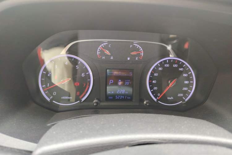 Used Land X2 2017 1.6L Automatic Platinum Edition Instrument Cluster