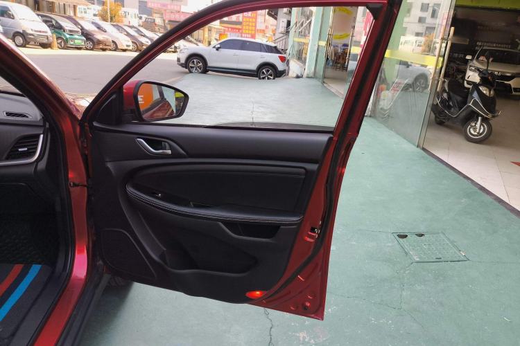 Used Land X2 2017 1.6L Automatic Jingrui Edition Interior 5