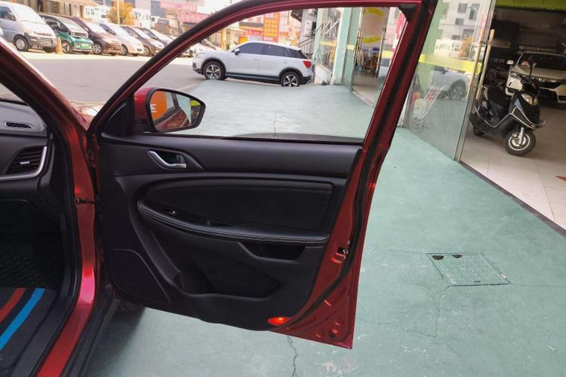 Used Land X2 2017 1.6L Automatic Jingrui Edition Interior 5