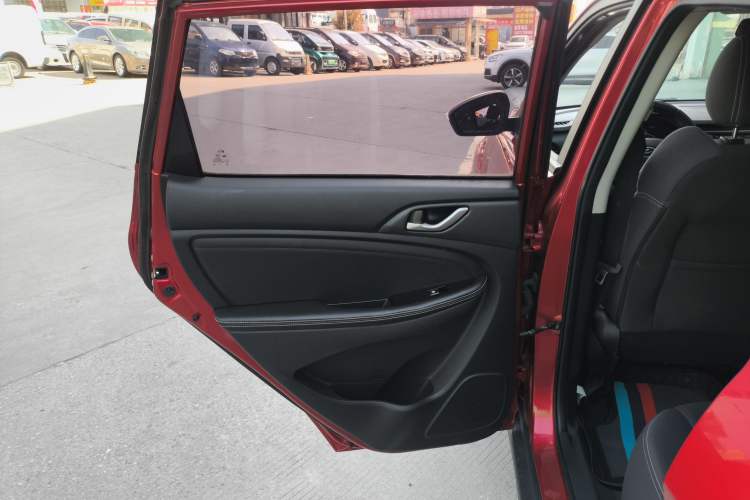 Used Land X2 2017 1.6L Automatic Jingrui Edition Interior 8
