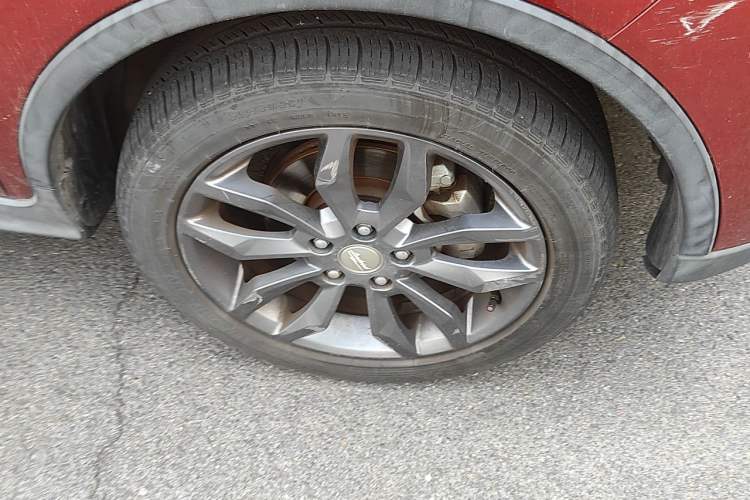 Used Land X2 2017 1.6L Manual Sharp Edition Right Front Wheel Hub