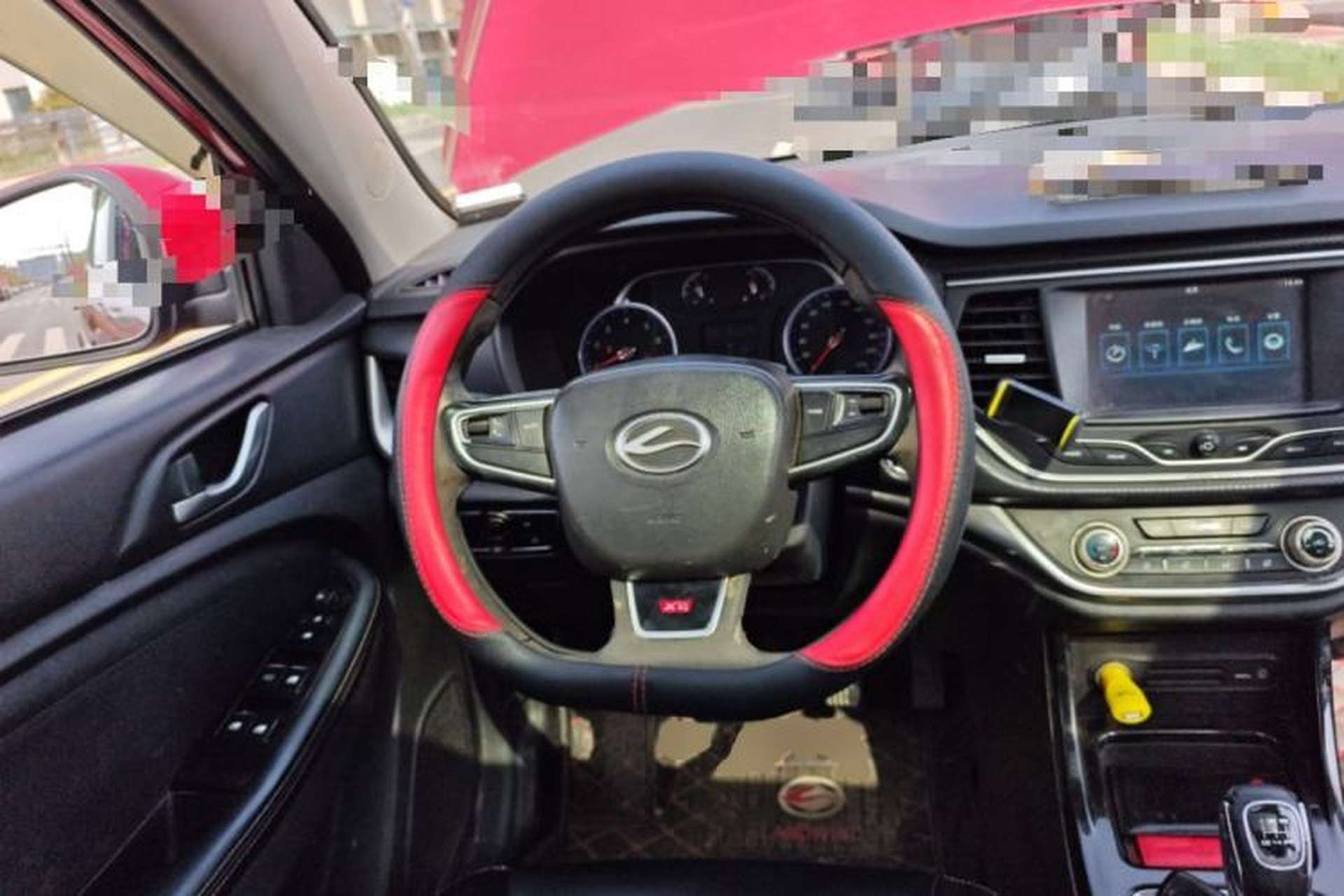 Used Land X2 2017 1.6L Manual Platinum Edition Steering Wheel