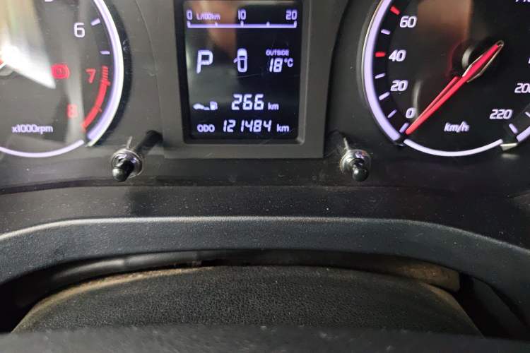 Used Land X2 2017 1.6L Automatic Sharp Edition Odometer Close Up