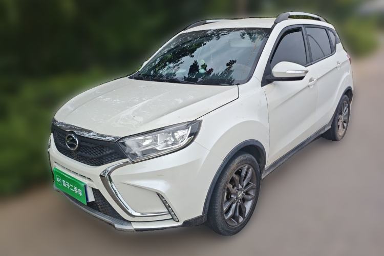 Used Land X2 2017 1.6L Automatic Sharp Edition Guazi used car, China used car export, Used car for sale, Used cars, Cheapest cars for sale