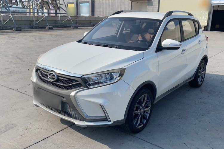 Used Land X2 2017 1.6L Automatic Sharp Edition Guazi used car, China used car export, Used car for sale, Used cars, Cheapest cars for sale