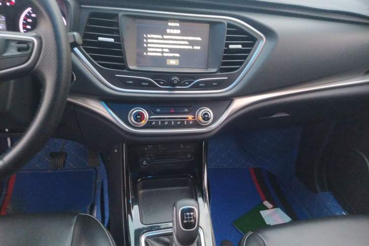Used Land X2 2017 1.6L Manual Sharp Edition Audio And AC Panel