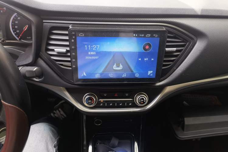 Used Land X2 2017 1.6L Manual Jingrui Edition Audio And AC Panel