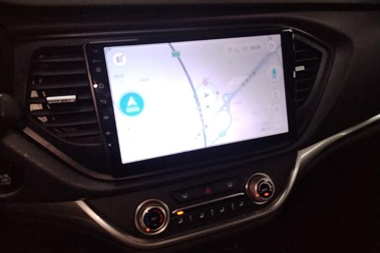 Used Land X2 2017 1.6L Automatic Jingrui Edition Audio And AC Panel