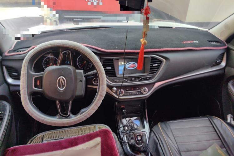 Used Land X2 2017 1.6L Manual Jingrui Edition Center Console