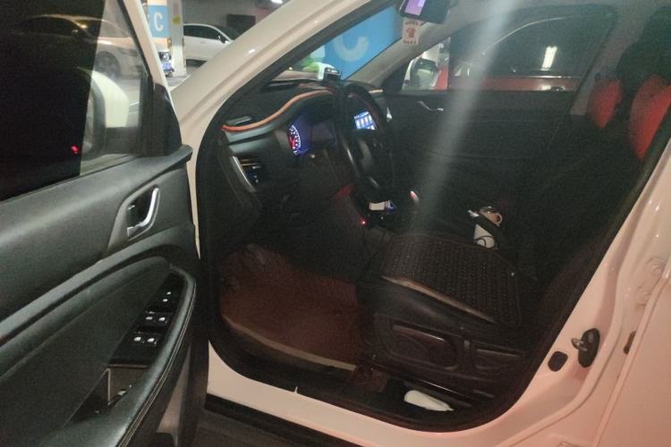 Used Land X2 2017 1.6L Manual Elite Edition Driver Seat
