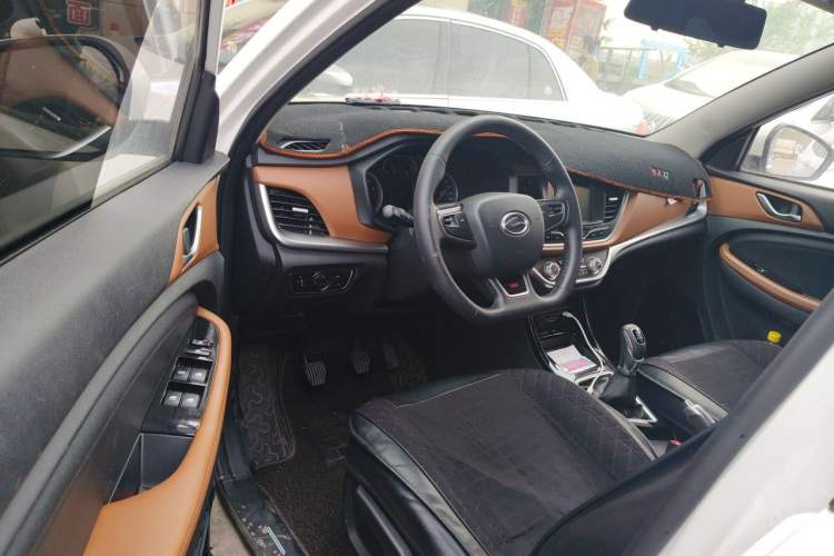Used Land X2 2017 1.6L Manual Platinum Edition Driver Seat