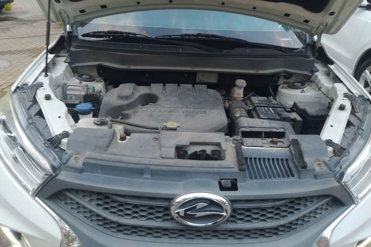 Used Land X2 2017 1.6L Manual Sharp Edition Engine Bay