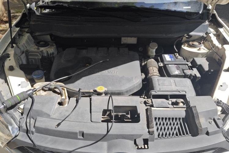 Used Land X2 2017 1.6L Automatic Platinum Edition Engine Bay