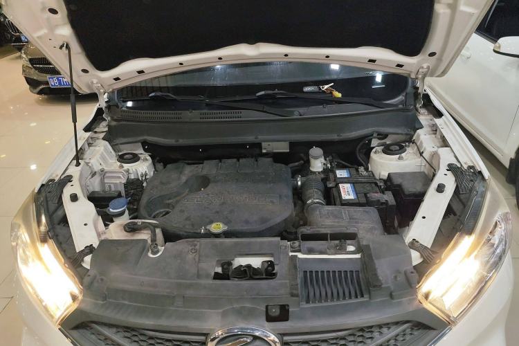 Used Land X2 2017 1.6L Manual Jingrui Edition Engine Bay