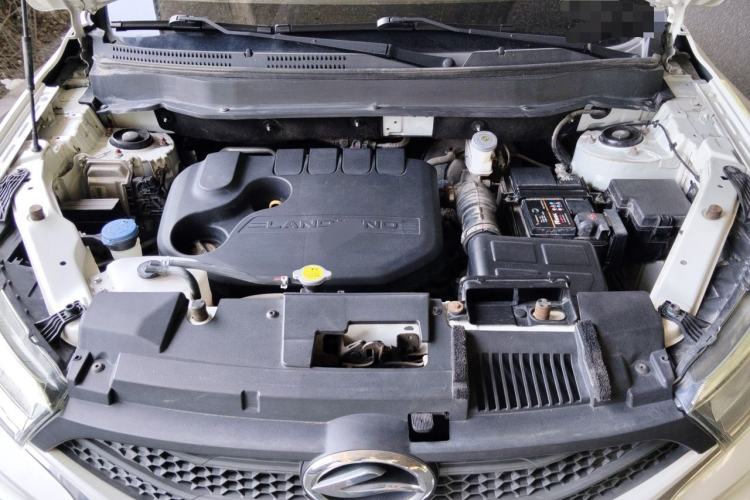 Used Land X2 2017 1.6L Manual Jingrui Edition Engine Bay