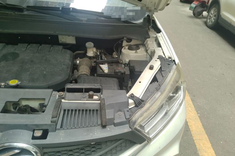 Used Land X2 2017 1.6L Manual Jingrui Edition Engine Bay Left