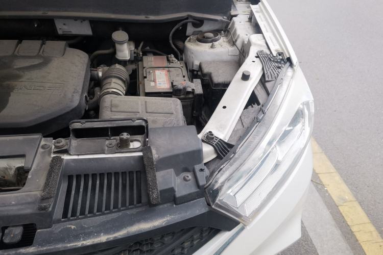 Used Land X2 2017 1.6L Manual Jingrui Edition Engine Bay Left