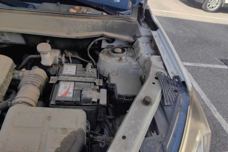 Used Land X2 2017 1.6L Manual Jingrui Edition Engine Bay Left