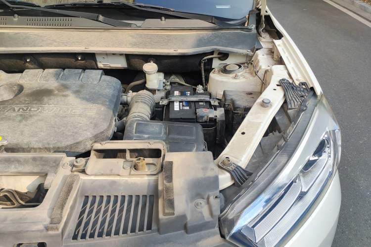 Used Land X2 2017 1.6L Manual Jingrui Edition Engine Bay Left